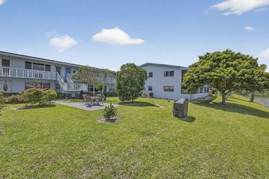 Welcome to this beautifully maintained 1-bedroom, 1.5-bath - photo 37