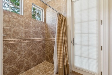 Experience the pinnacle of luxury living with this breathtaking - photo 44