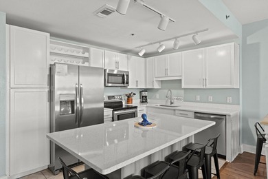 Welcome to this well-kept, updated Laketown Wharf residence - photo 7