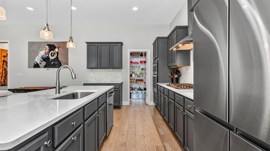 Built by Toll Brothers, America's Luxury Home Builder, this - photo 16