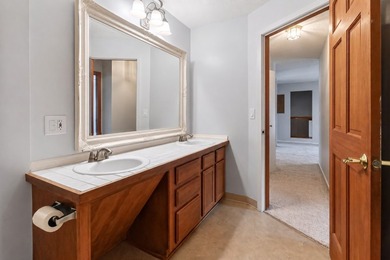 Move-in ready and recently refreshed, this spacious 2-bedroom - photo 21