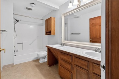Move-in ready and recently refreshed, this spacious 2-bedroom - photo 22