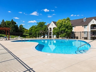 Move-in ready and recently refreshed, this spacious 2-bedroom - photo 25