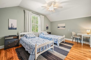 Nestled on a quiet dead-end street in the highly sought-after - photo 26