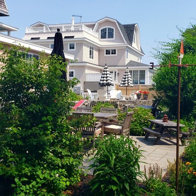 So many property descriptions begin by typifying homes as - photo 28