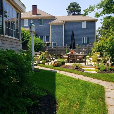 So many property descriptions begin by typifying homes as - photo 32