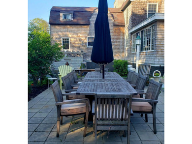 So many property descriptions begin by typifying homes as - photo 33