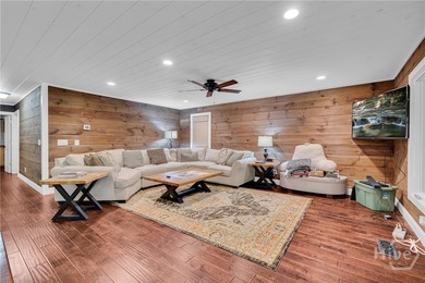 Lake days are about to get a whole lot better! Located on 3.48 - photo 34