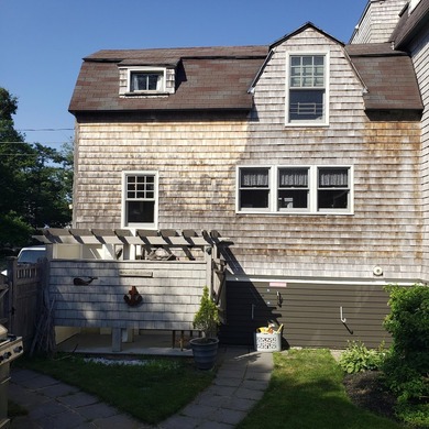 So many property descriptions begin by typifying homes as - photo 36
