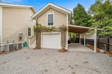 Nestled on a quiet dead-end street in the highly sought-after - photo 40