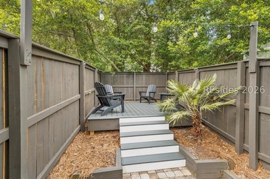 Nestled on a quiet dead-end street in the highly sought-after - photo 43