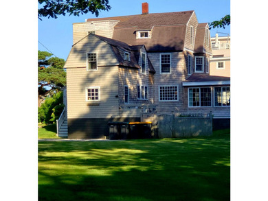 So many property descriptions begin by typifying homes as - photo 43