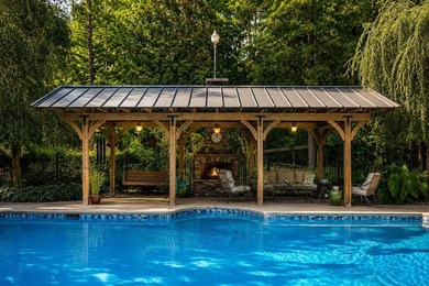 Welcome to 325 Lanham Circle, where timeless Southern elegance - photo 43