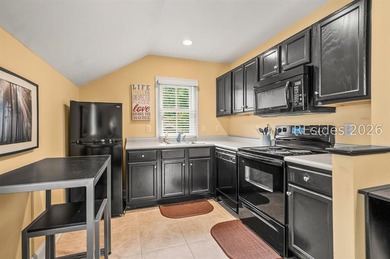 Nestled on a quiet dead-end street in the highly sought-after - photo 47