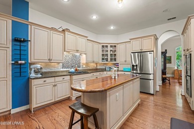 Welcome to refined Lowcountry living in the prestigious Belfair - photo 10