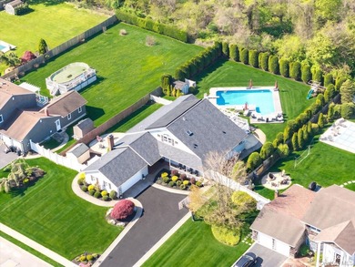 Welcome to a truly exceptional luxury residence, where refined - photo 6