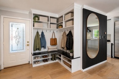 Welcome to a truly exceptional luxury residence, where refined - photo 8