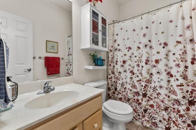 Welcome to effortless living in the desirable River Park Villas! - photo 17