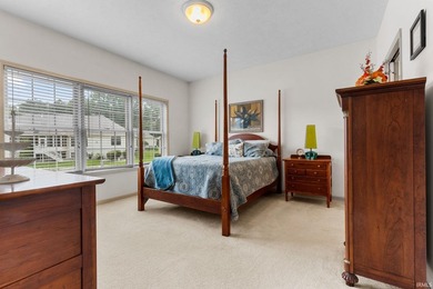 Welcome to effortless living in the desirable River Park Villas! - photo 20