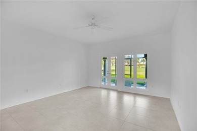 Enjoy the fabulous lifestyle of Grand Harbor! Rare 1st floor - photo 4