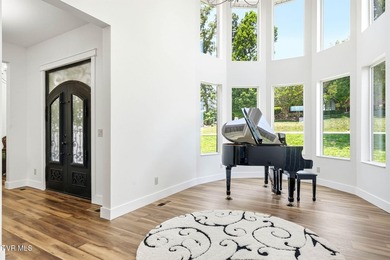 Experience luxury lake living at its finest in the highly - photo 7