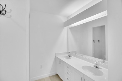 Enjoy the fabulous lifestyle of Grand Harbor! Rare 1st floor - photo 10
