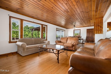 Welcome to lakefront living at its finest at 248 Lakeview Rd in - photo 8