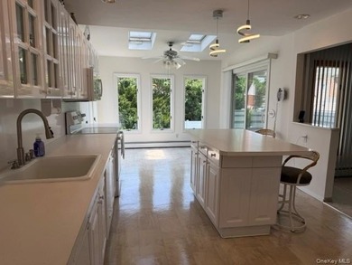 Beautiful, move-in-ready High Ranch featuring 3 bedrooms, a - photo 12
