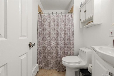 This beautiful, legal 2 Dwelling- property, 24 yrs old, 18.75 x - photo 16