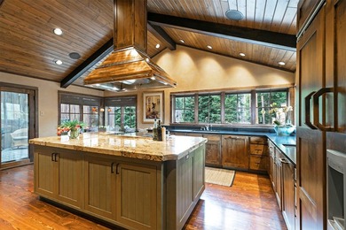 An extraordinary expression of Montana living unfolds here - photo 17