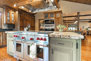 An extraordinary expression of Montana living unfolds here - photo 19