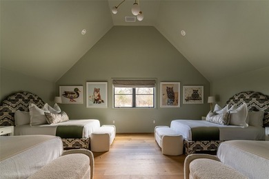 Proximity. Privacy. Peace: Delivered Day One. 211 Deer Valley - photo 20