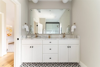Proximity. Privacy. Peace: Delivered Day One. 211 Deer Valley - photo 24