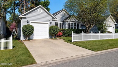 Well-maintained 3-bedroom, 2-bath home located in the gated - photo 1