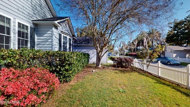 Well-maintained 3-bedroom, 2-bath home located in the gated - photo 2
