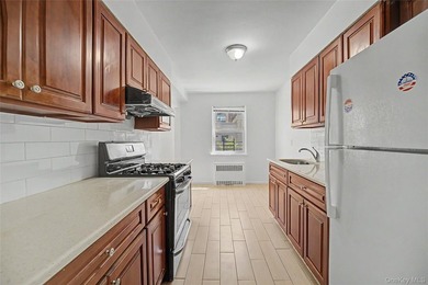 Prime investment opportunity near Flushing! Just a 6-minute walk - photo 11
