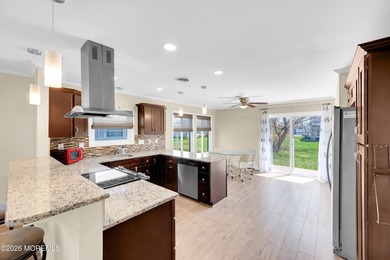 BUYERS UNABLE TO CLOSE - Updated Yellowstone model offering 2 - photo 14