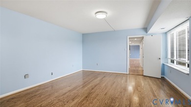 One of the most stunning condos at Hathaway Towers also offers - photo 18