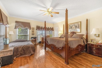 Experience exceptional waterfront living in this full brick - photo 18