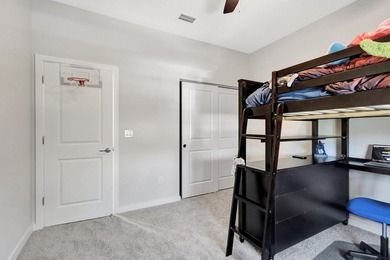 Step into this stunning 3-bedroom, 2.5-bath End-unit townhome - photo 19