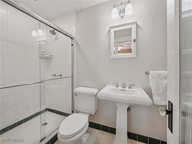 Historic Seminole Park gem in the heart of Fort Myers, just