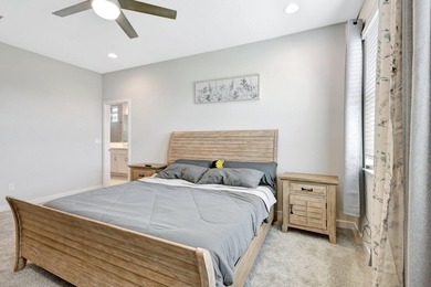 Step into this stunning 3-bedroom, 2.5-bath End-unit townhome - photo 26