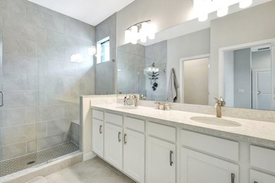 Step into this stunning 3-bedroom, 2.5-bath End-unit townhome - photo 28