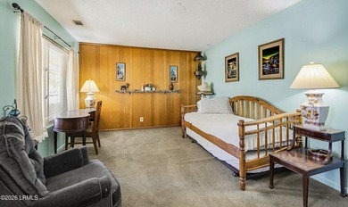 NO HOA community: This single-story home is in a great biking - photo 9