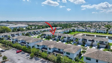 Step into this stunning 3-bedroom, 2.5-bath End-unit townhome - photo 33