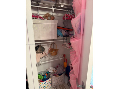 Wake up to breathtaking, unobstructed Intracoastal and Miami