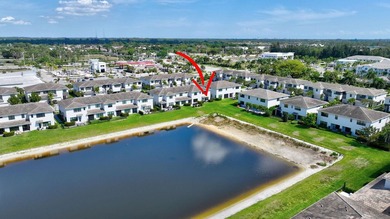 Step into this stunning 3-bedroom, 2.5-bath End-unit townhome - photo 36