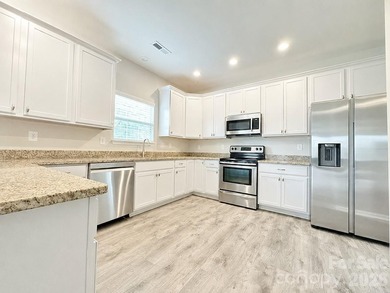 Vacant -- Easy to Show!!! Welcome to 2482 Chatham Run Dr - photo 2