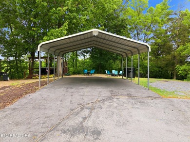 Welcome to 730 Chris Way--a rare, lake retreat FEATURED ON - photo 17