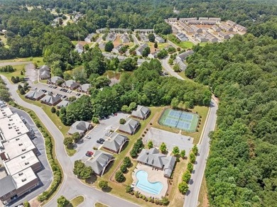 Beautiful and spacious corner unit townhome featuring an open - photo 20